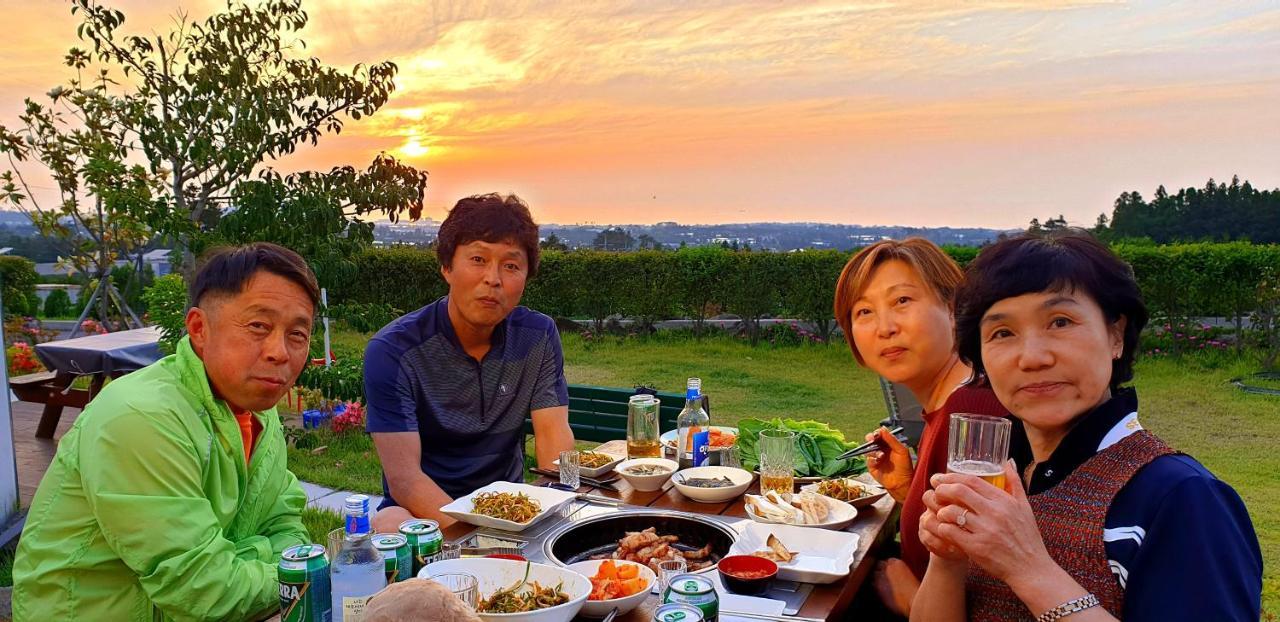Jeju Starlight Glamping Villa Buitenkant foto