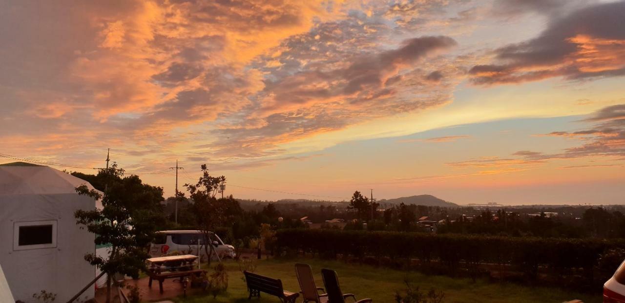 Jeju Starlight Glamping Villa Buitenkant foto